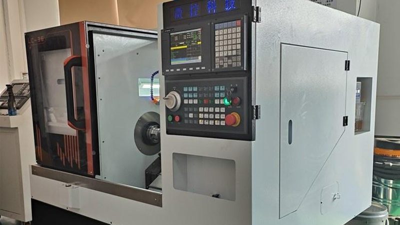 成都数控车铣复合机床：揭秘加工精度的关键因素**